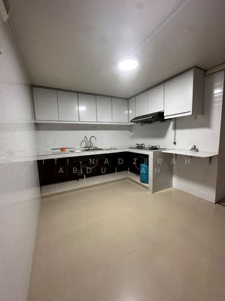 Rumah Teres 1 Tingkat untuk Disewa di Ampang Jaya (Ampang) - Siti Nadzirah Abdullah - Kitchen - PropertyGuru.com.my