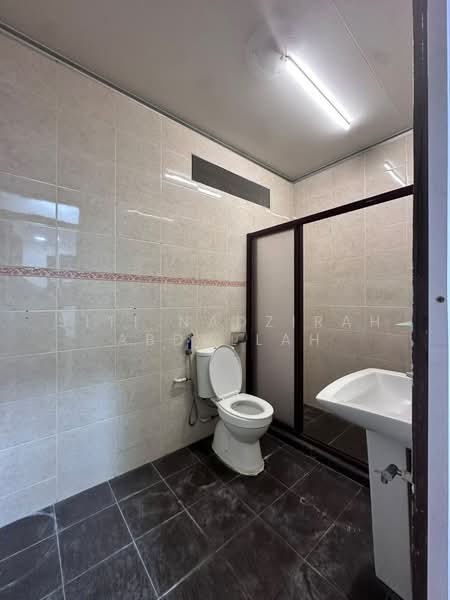 Rumah Teres 1 Tingkat untuk Disewa di Ampang Jaya (Ampang) - Siti Nadzirah Abdullah - Bathroom - PropertyGuru.com.my