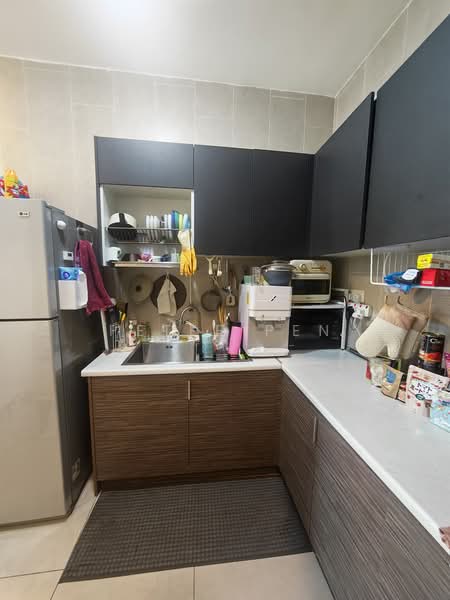 Service Residence for Rent at Geo Bukit Rimau - Peter Pen - Kitchen - PropertyGuru.com.my