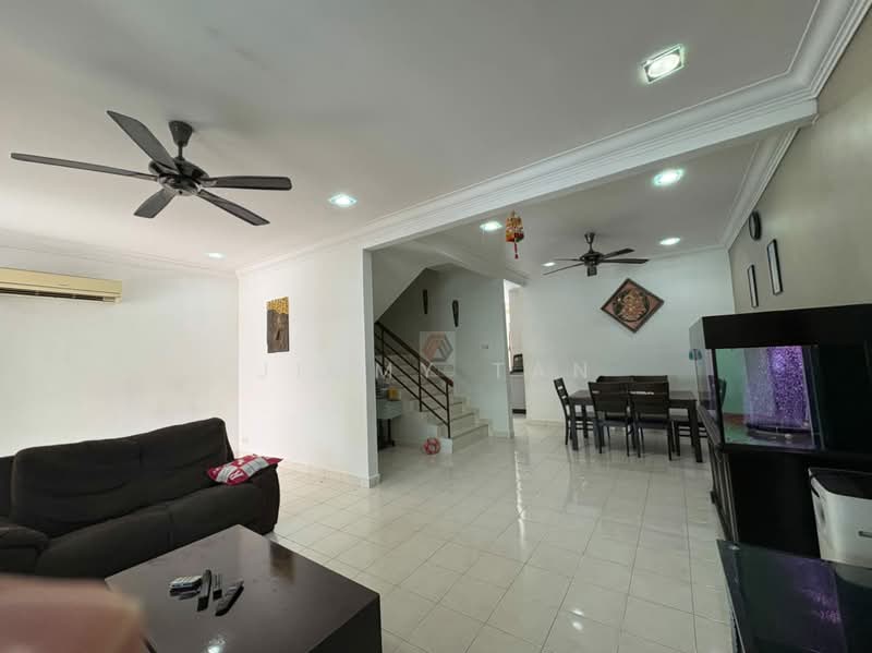 Rumah Teres 2 Tingkat untuk Dijual di Klang (Selangor) - Jimmy Tan - Living Room - PropertyGuru.com.my