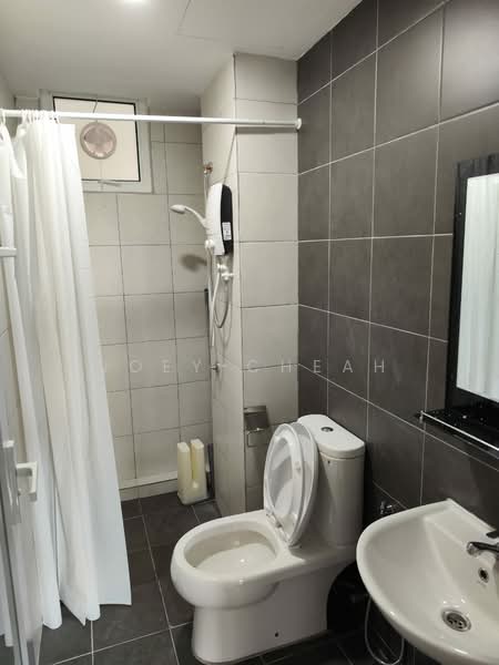 Condominium for Rent at Fairview Residence - Joey Cheah - Bathroom - PropertyGuru.com.my