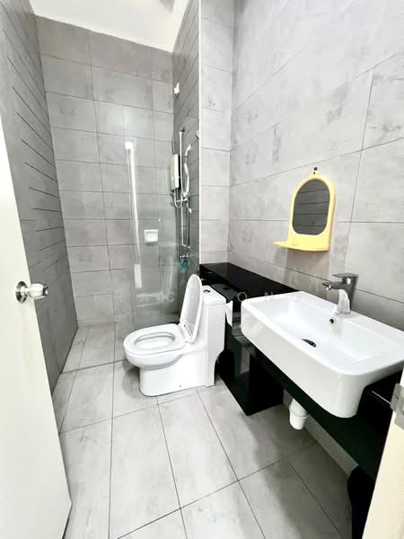Rumah Teres 2 Tingkat untuk Disewa di Johor Bahru (Johor) - Tracy Ong - Bathroom - PropertyGuru.com.my