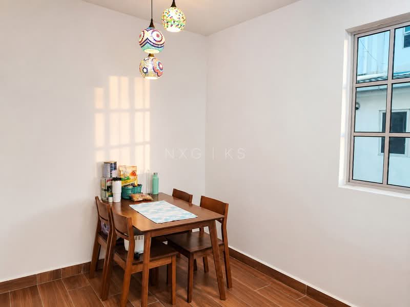 2-storey Terraced House for Sale in Puncak Alam (Selangor) - Kings Soe - Dining Room - PropertyGuru.com.my