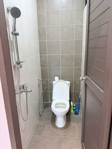 Apartment for Rent at d' Belle - Leon Tan - Bathroom - PropertyGuru.com.my