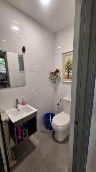 Rumah Teres 2-Tingkat untuk Dijual di Au 4 (Ulu Kelang) - Shaiful Rudy - Bathroom - PropertyGuru.com.my