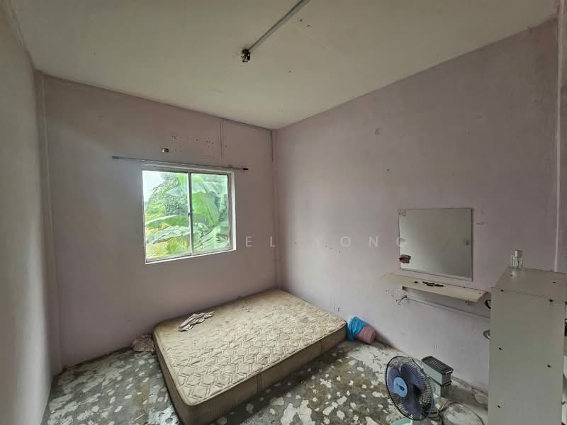 Flat for Sale at Taman Melawati - Daniel Yong - Bedroom - PropertyGuru.com.my