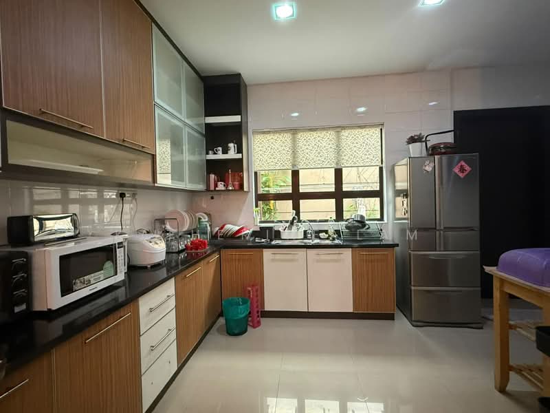 Semi-Detached House for Rent in Puchong (Selangor) - Katherine Lam - Kitchen - PropertyGuru.com.my