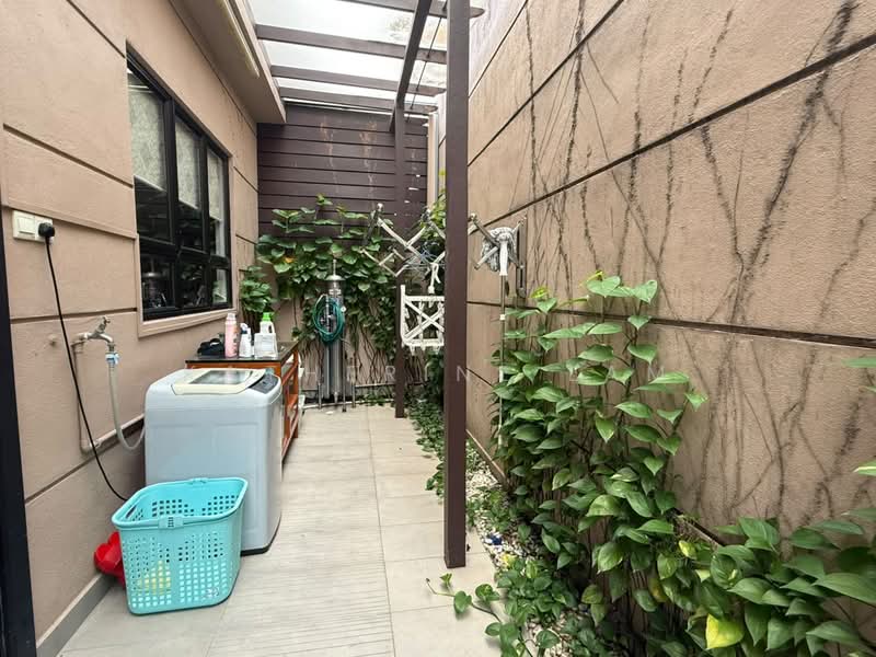 Semi-Detached House for Rent in Puchong (Selangor) - Katherine Lam - Exterior - PropertyGuru.com.my