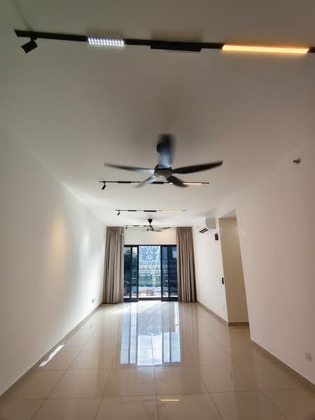 Servis Apartment untuk Disewa di D'Erica - Autumn Low - Living Room - PropertyGuru.com.my