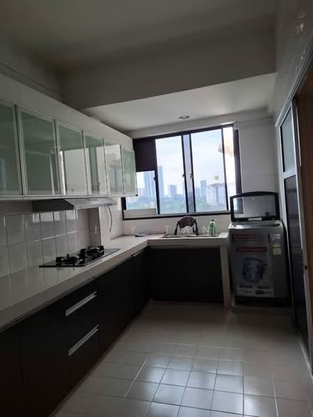 Condominium for Rent at Mutiara Oriental - Ivy Tan - Kitchen - PropertyGuru.com.my