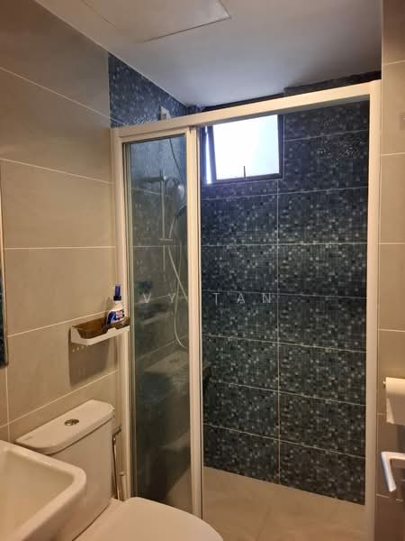 Condominium for Rent at Mutiara Oriental - Ivy Tan - Bathroom - PropertyGuru.com.my