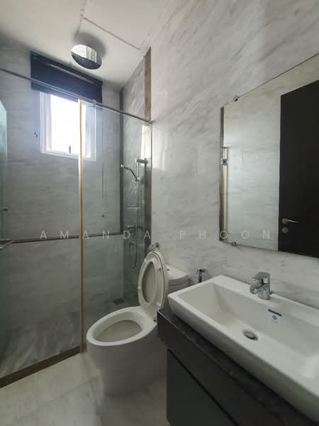 Kondominium untuk Disewa di The Cantonment - Amanda Phoon - Bathroom - PropertyGuru.com.my