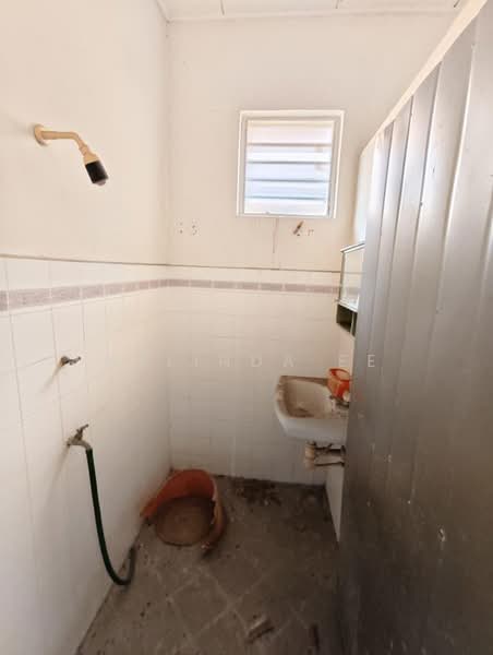 Flat for Sale at Kenari - Melinda Ee - Bathroom - PropertyGuru.com.my