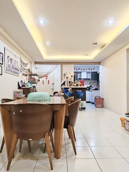 Condominium for Sale at First Residence (Residensi Unggul) - Syahrim Naim - Dining Room - PropertyGuru.com.my