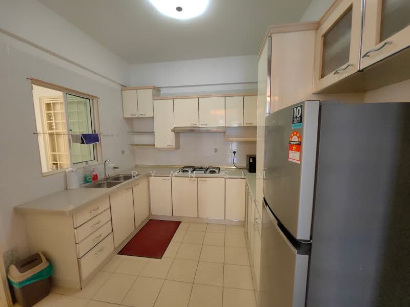 Condominium for Rent at Gold Coast Resort Condominium - Ryan Sim - Kitchen - PropertyGuru.com.my