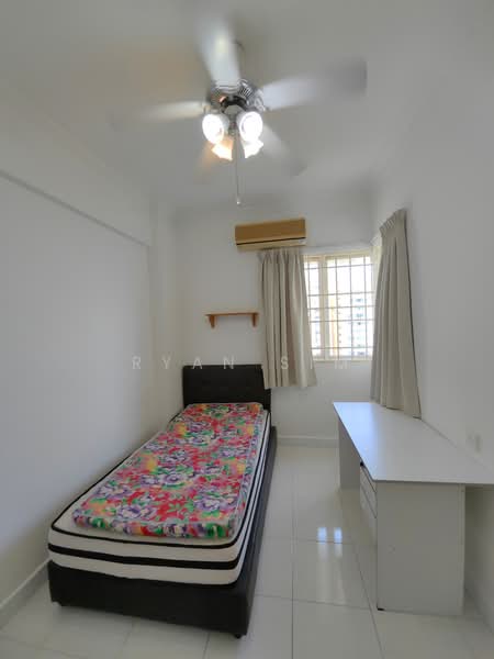 Condominium for Rent at Gold Coast Resort Condominium - Ryan Sim - Bedroom - PropertyGuru.com.my