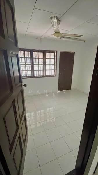 Rumah Teres 2 Tingkat untuk Disewa di PJS 2, Taman Sri Medan (Petaling Jaya) - Daniel Tan - Interior - PropertyGuru.com.my