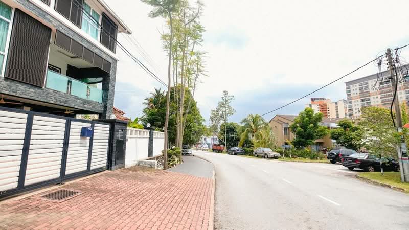 Rumah Berkembar untuk Dijual di Ampang Jaya (Ampang) - Rena Rahman - Exterior - PropertyGuru.com.my