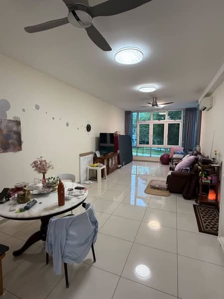 Kondominium untuk Dijual di The Seed Taman Sutera Utama - Hui Hui Lim - Living Room - PropertyGuru.com.my