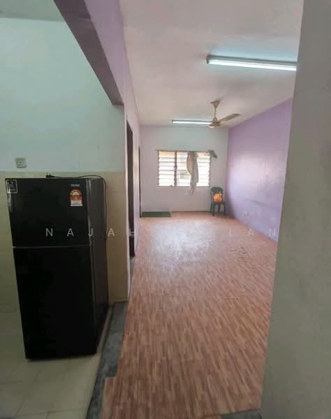 Rumah Flat untuk Disewa di Flat PKNS Section 7 - Najah Roslan - PropertyGuru.com.my
