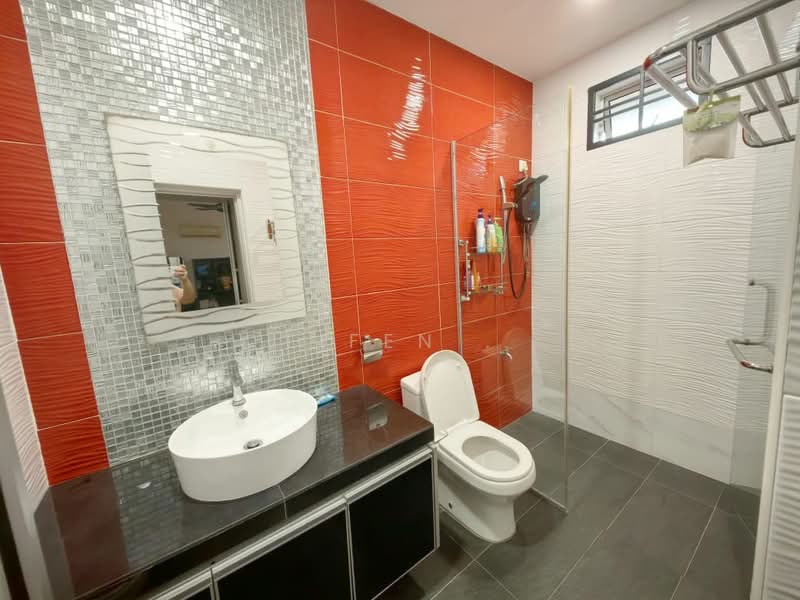 1.5-storey Terraced House for Sale in Taman Pelangi Indah (Ulu Tiram) - Lifen . - PropertyGuru.com.my