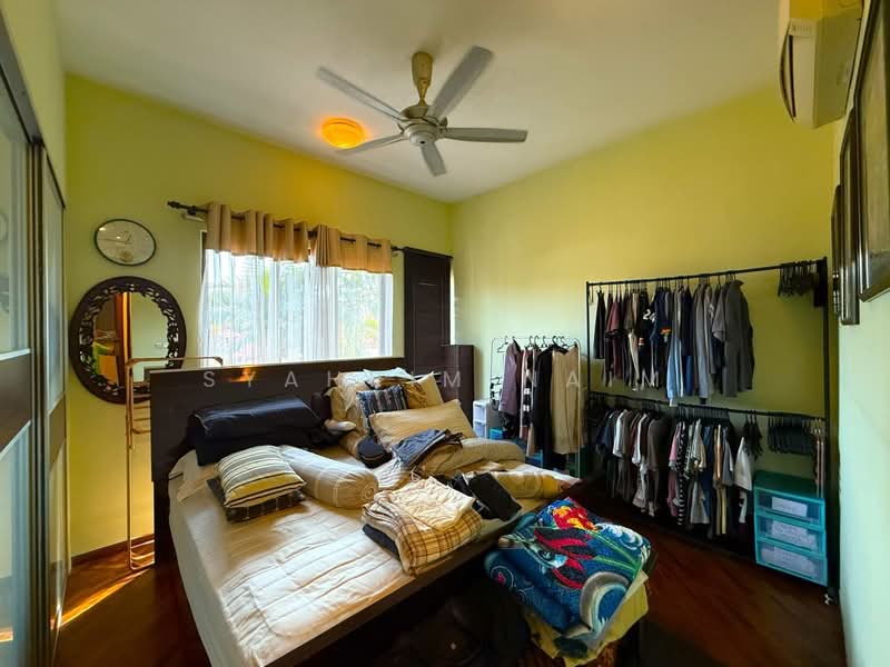 Rumah Teres untuk Dijual di Bukit Rahman Putra (Sungai Buloh) - Syahrim Naim - Bedroom - PropertyGuru.com.my