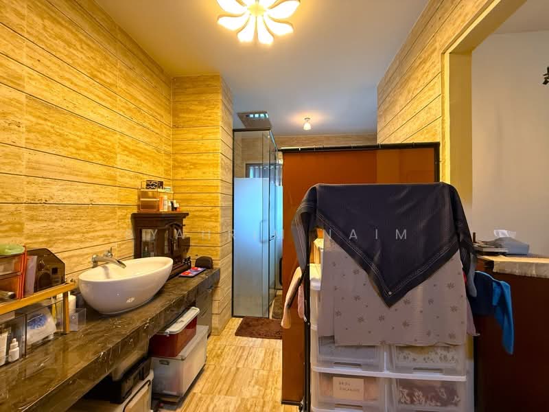 Rumah Teres untuk Dijual di Bukit Rahman Putra (Sungai Buloh) - Syahrim Naim - Bathroom - PropertyGuru.com.my