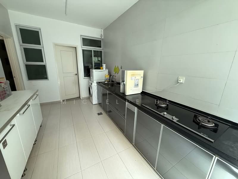 Rumah Kluster untuk Disewa di Taman Gaya (Ulu Tiram) - Michelle He - Kitchen - PropertyGuru.com.my