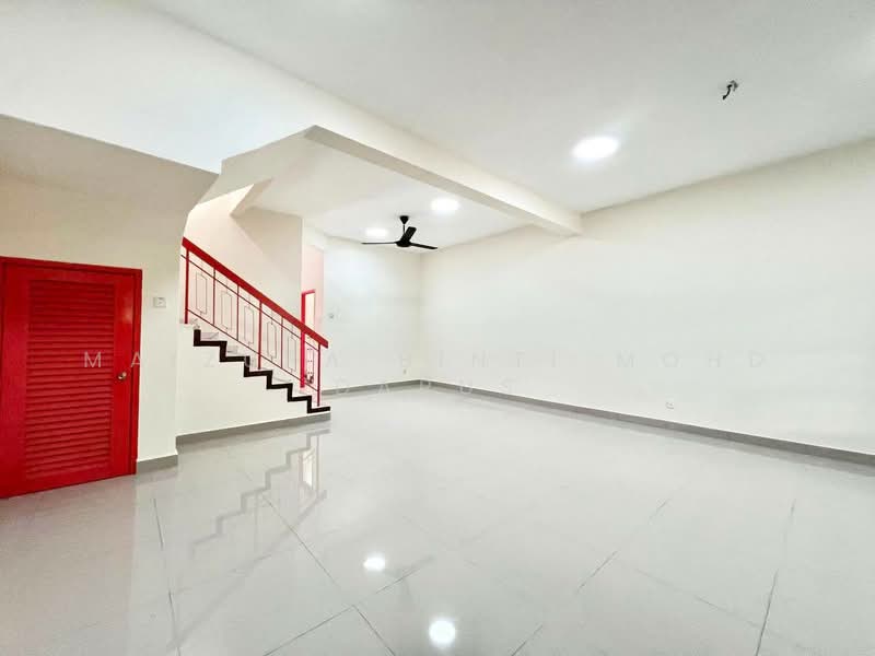 Rumah Teres 2 Tingkat untuk Dijual di Taman Pelangi Semenyih (Semenyih) - Maizura binti Mohd Darus - Interior - PropertyGuru.com.my