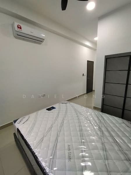 Servis Apartment untuk Dijual di Meldrum Heights (Residensi Meldrum) - Daniel Yong - Bedroom - PropertyGuru.com.my