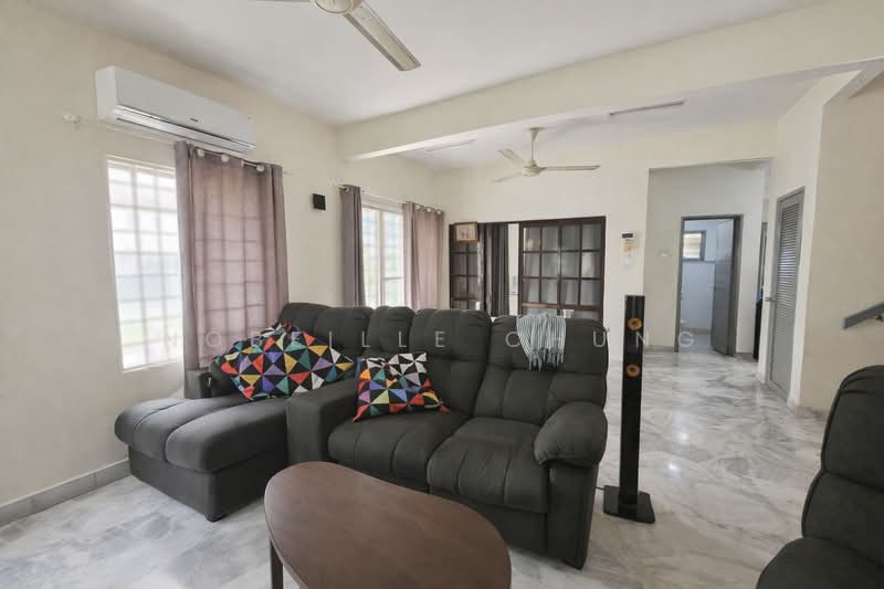 2-storey Terraced House for Sale in Putra Heights (Subang Jaya) - Nobeille Chung - Living Room - PropertyGuru.com.my