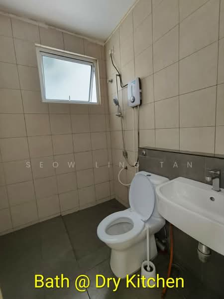 3-storey Terraced House for Rent in Usj 8 (Subang Jaya) - Seow Ling Tan - Bathroom - PropertyGuru.com.my
