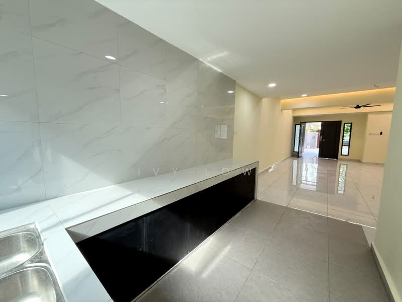 2-storey Terraced House for Sale in Taman Skudai Baru (Skudai) - Ivy Low - Kitchen - PropertyGuru.com.my