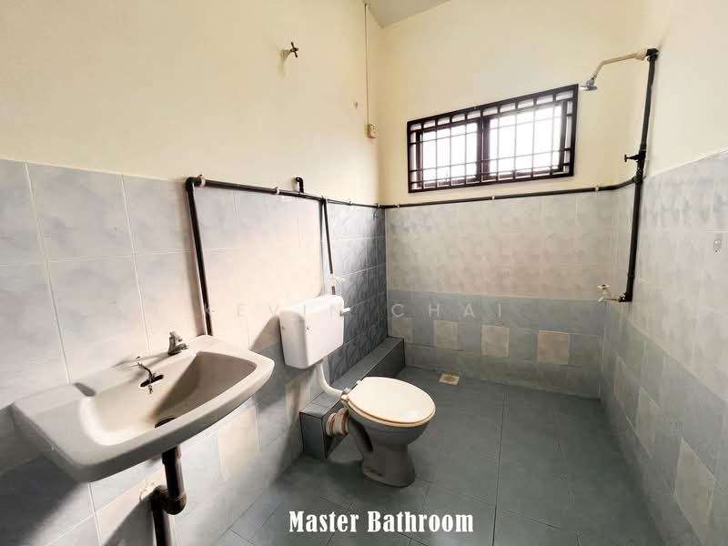 2-storey Terraced House for Sale in Kampar (Perak) - Kevin Chai - Bathroom - PropertyGuru.com.my