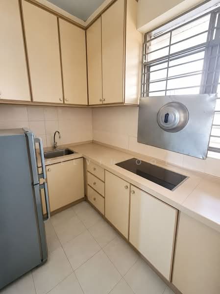 Rumah Flat untuk Dijual di Taman Sri Angsana - Kelvin Ooi - Kitchen - PropertyGuru.com.my