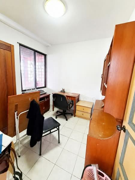 Rumah Flat untuk Dijual di Taman Sri Angsana - Kelvin Ooi - Study - PropertyGuru.com.my