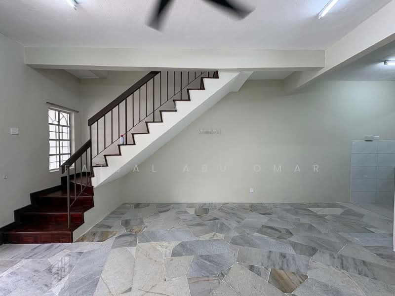 Rumah Teres 2 Tingkat untuk Disewa di Taman Sri Gombak (Gombak) - Faisal Abu Omar - Interior - PropertyGuru.com.my