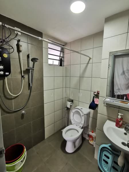 Condominium for Rent at Platinum OUG Residence - JJ Lim - Bathroom - PropertyGuru.com.my