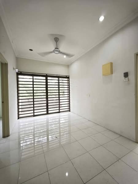 Rumah Kluster untuk Dijual di Taman Pengkalan Tiara (Ipoh) - Jeff Tan - Living Room - PropertyGuru.com.my