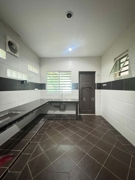 Rumah Kluster untuk Dijual di Taman Pengkalan Tiara (Ipoh) - Jeff Tan - Kitchen - PropertyGuru.com.my