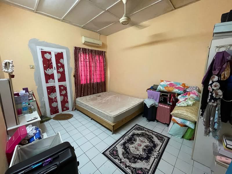 Rumah Teres 2 Tingkat untuk Dijual di Seksyen 27 (Shah Alam) - Ammeer Nadzrai - Bedroom - PropertyGuru.com.my