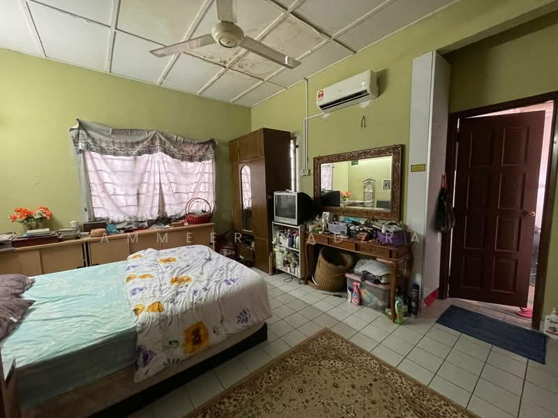 Rumah Teres 2 Tingkat untuk Dijual di Seksyen 27 (Shah Alam) - Ammeer Nadzrai - Bedroom - PropertyGuru.com.my