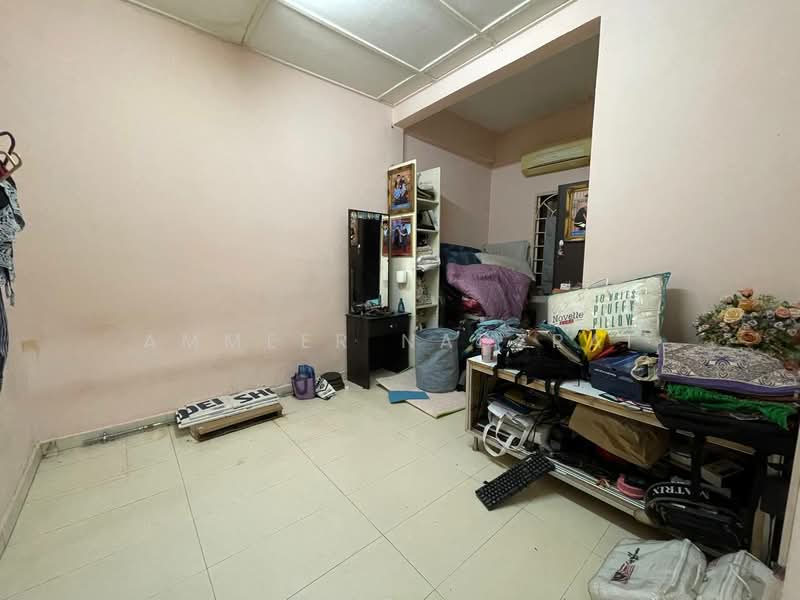 Rumah Teres 2 Tingkat untuk Dijual di Seksyen 27 (Shah Alam) - Ammeer Nadzrai - Bedroom - PropertyGuru.com.my
