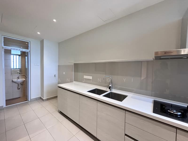 Kondominium untuk Dijual di The Marin at Ferringhi - Tan Jing Yi - Kitchen - PropertyGuru.com.my