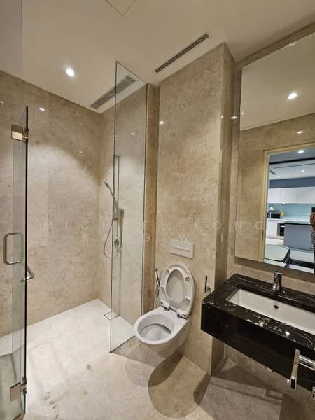 Servis Apartment untuk Disewa di Banyan Tree Signatures - Michael Kong Kang Wei - Bathroom - PropertyGuru.com.my