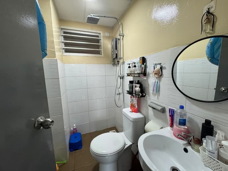 Service Residence for Sale at Sentrovue - Jason Ng - Bathroom - PropertyGuru.com.my