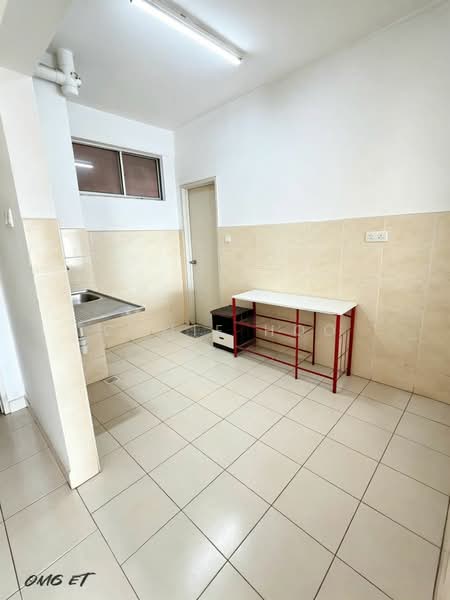 Kondominium untuk Disewa di Juta Mines - Camie Hoo - Kitchen - PropertyGuru.com.my