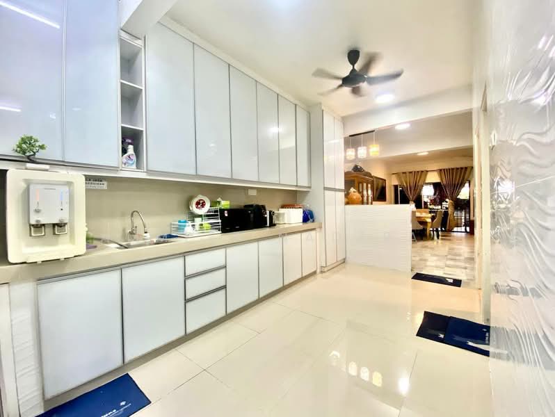 Rumah Teres 2 Tingkat untuk Dijual di Taman Kajang Perdana (Kajang) - Ammeer Nadzrai - Kitchen - PropertyGuru.com.my