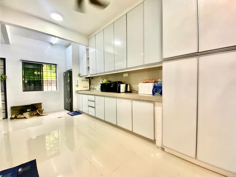 Rumah Teres 2 Tingkat untuk Dijual di Taman Kajang Perdana (Kajang) - Ammeer Nadzrai - Kitchen - PropertyGuru.com.my