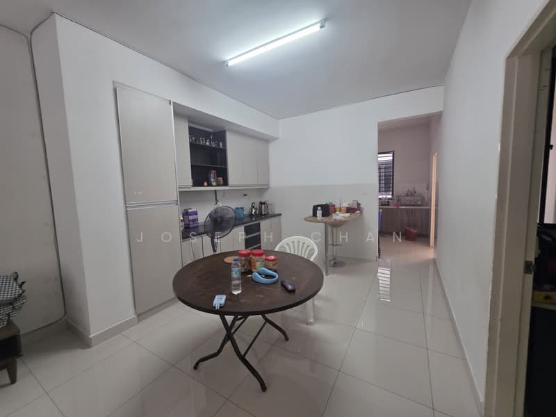 2-storey Terraced House for Sale in Setia Damai (Setia Alam) - Joseph Chan - Kitchen - PropertyGuru.com.my